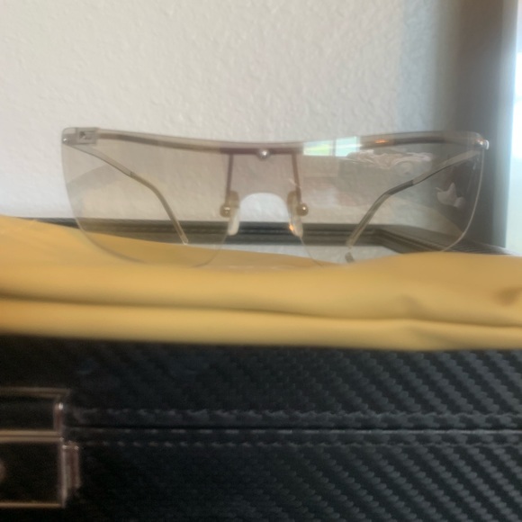 Gucci light tinted silver frame gradient blades. - Picture 3 of 10